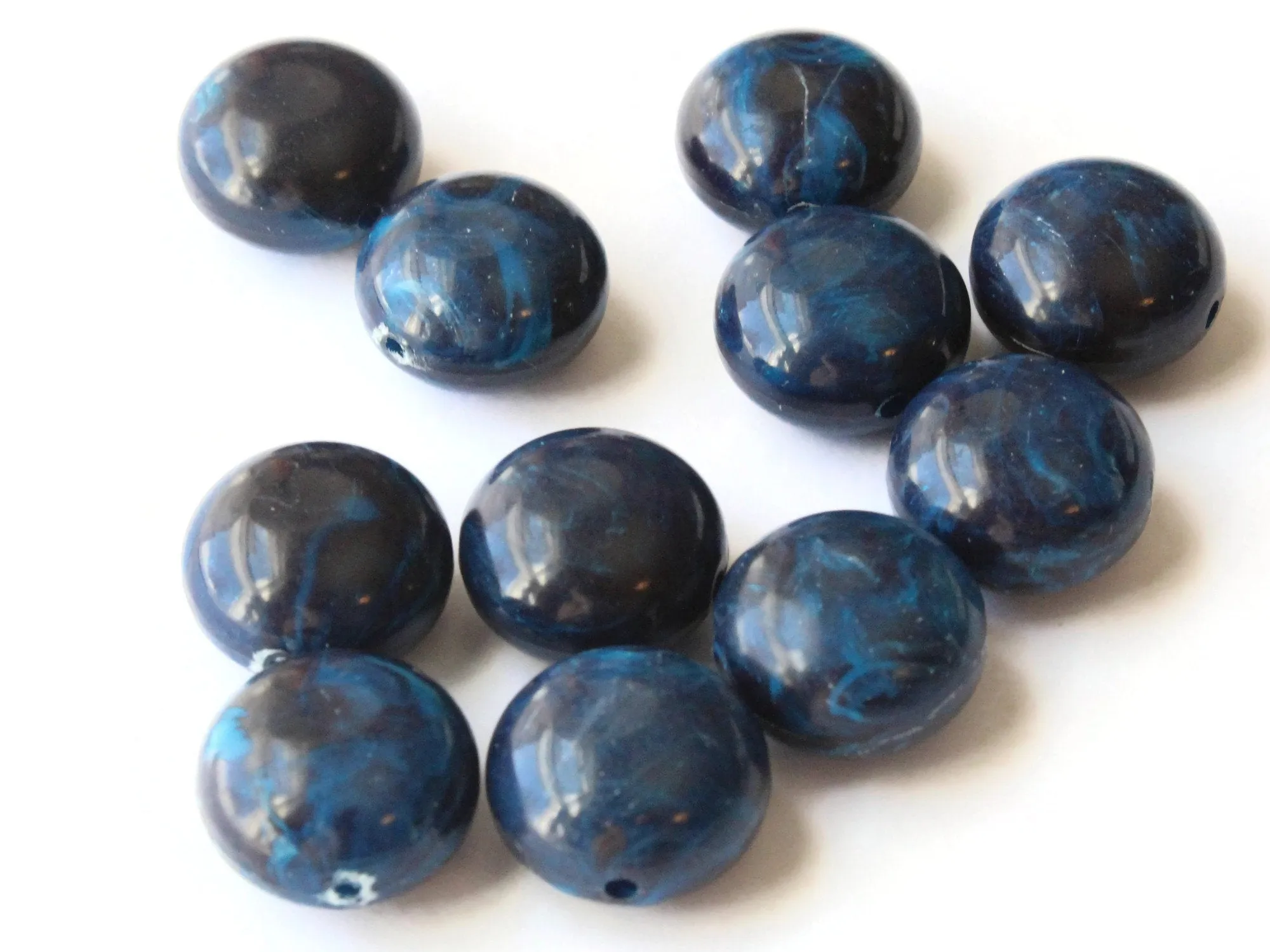 12 18mm Blue Vintage Plastic Puffed Coin Beads