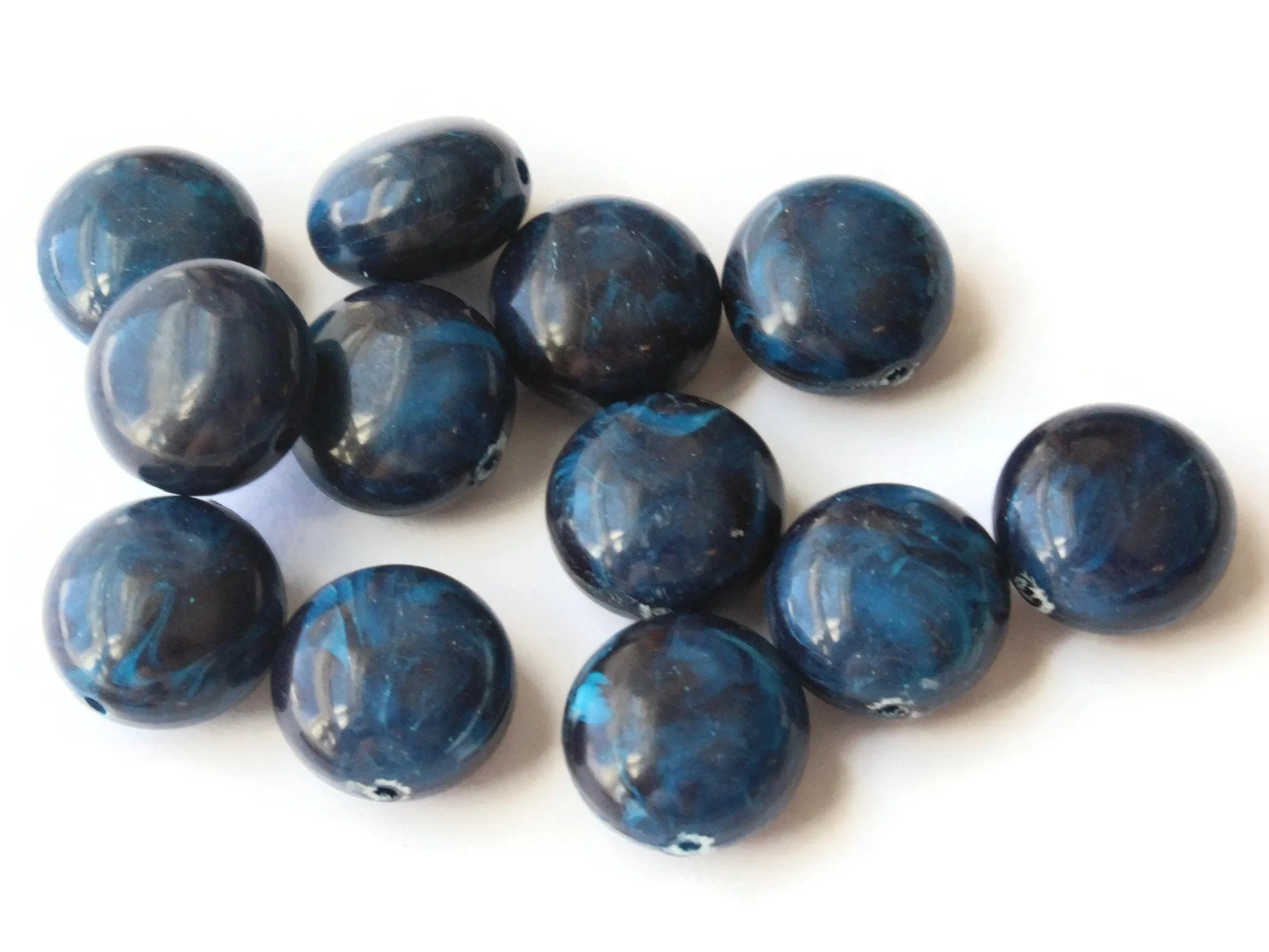 12 18mm Blue Vintage Plastic Puffed Coin Beads